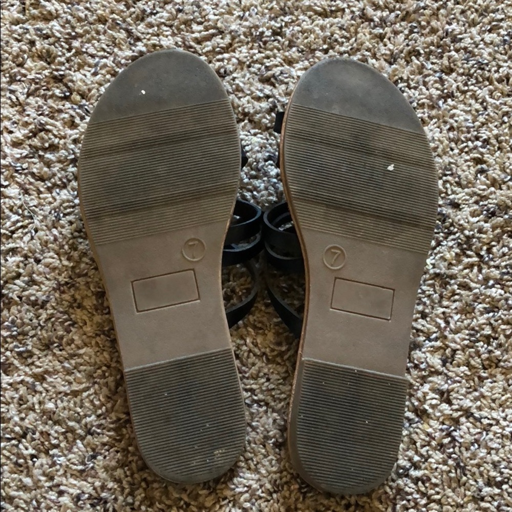 Sandals - Picture 2 of 2